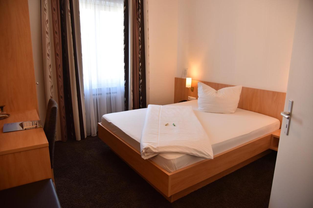 Hotel Goldener Hirsch Friedrichshafen Exterior photo
