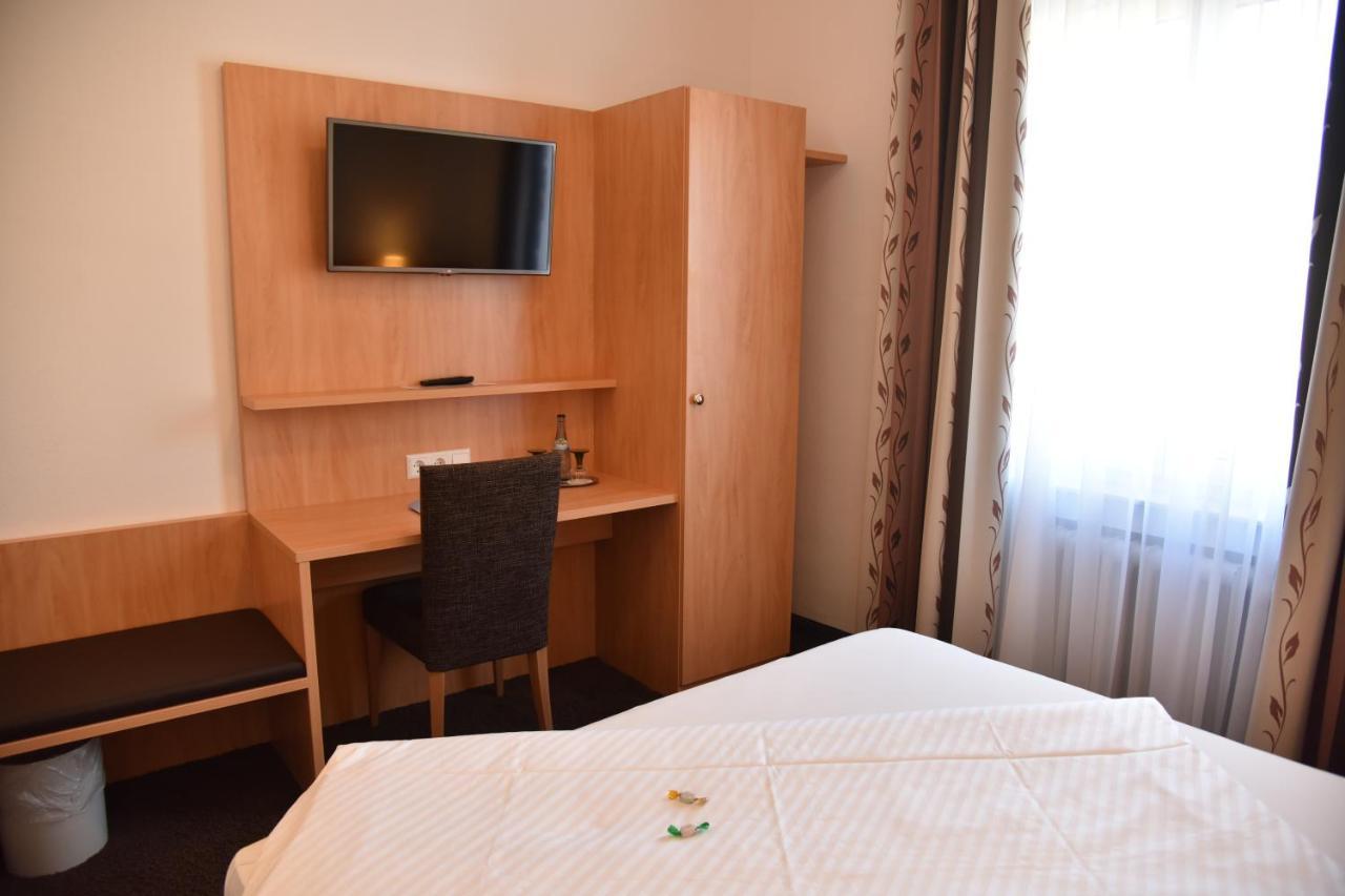 Hotel Goldener Hirsch Friedrichshafen Exterior photo
